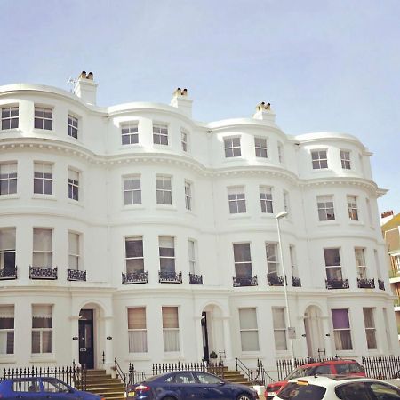 Luxury Seaside Apartment Eastbourne Exterior photo