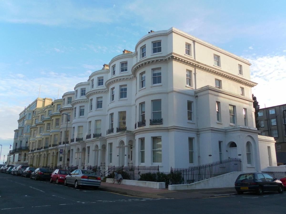 Luxury Seaside Apartment Eastbourne Exterior photo