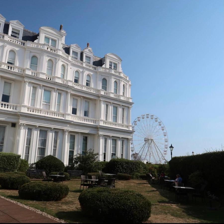 Luxury Seaside Apartment Eastbourne Exterior photo