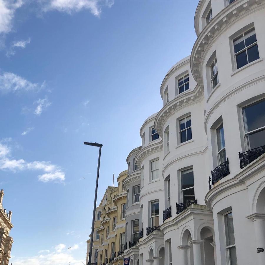 Luxury Seaside Apartment Eastbourne Exterior photo